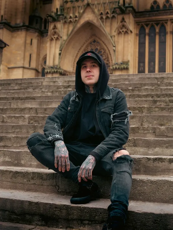 Unam Noir - Tatoueur Darkwork Unam Noir - Tatoueur Darkwork